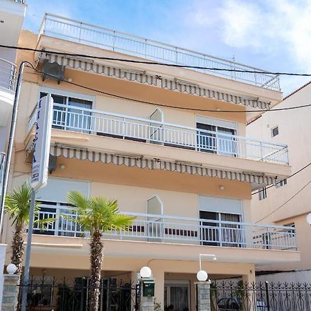 Paralía Μpasias Apartments מראה חיצוני תמונה