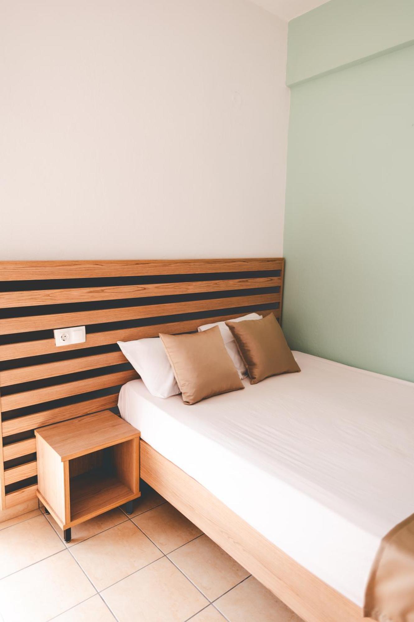 Paralía Μpasias Apartments מראה חיצוני תמונה