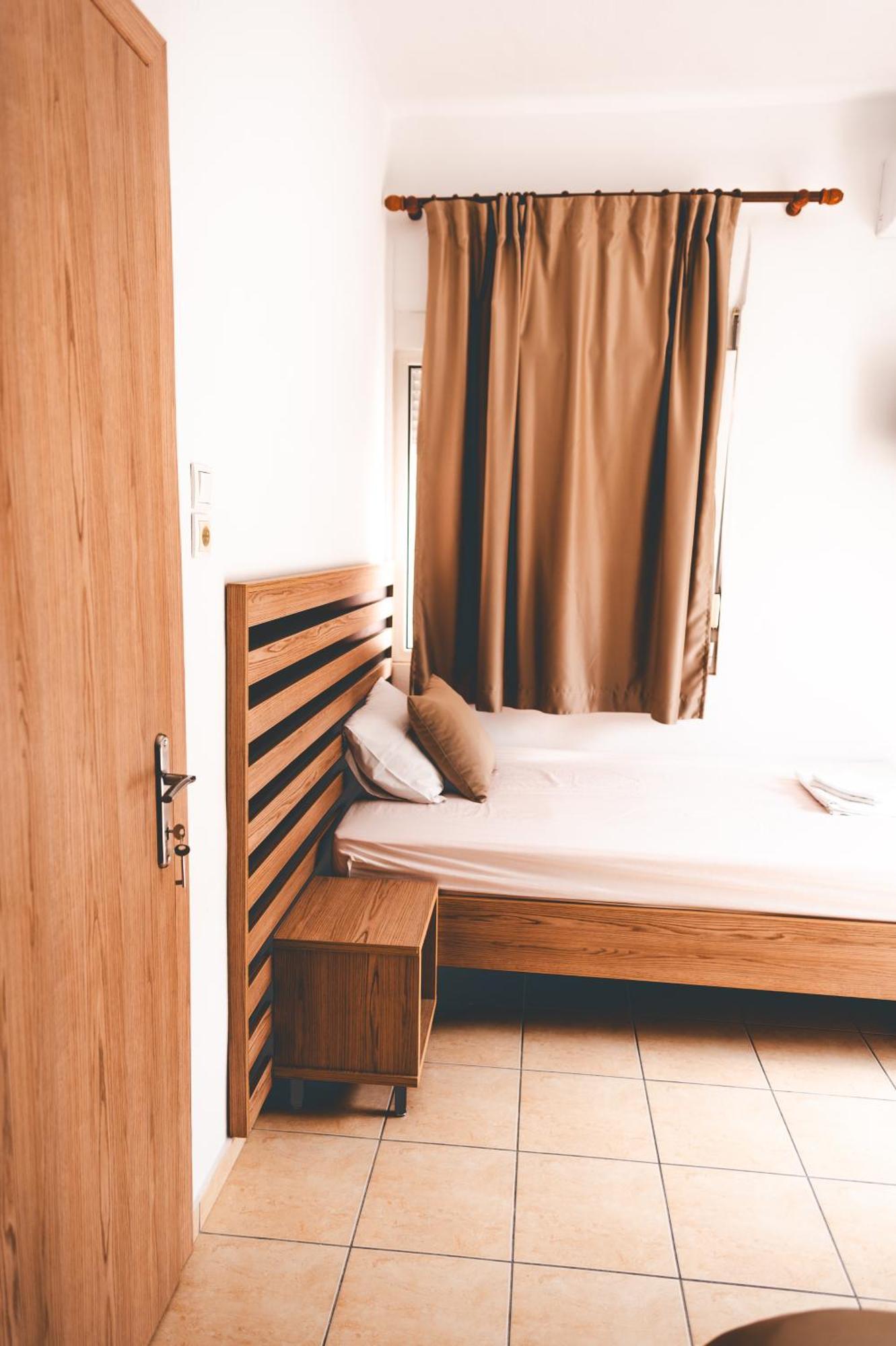 Paralía Μpasias Apartments מראה חיצוני תמונה