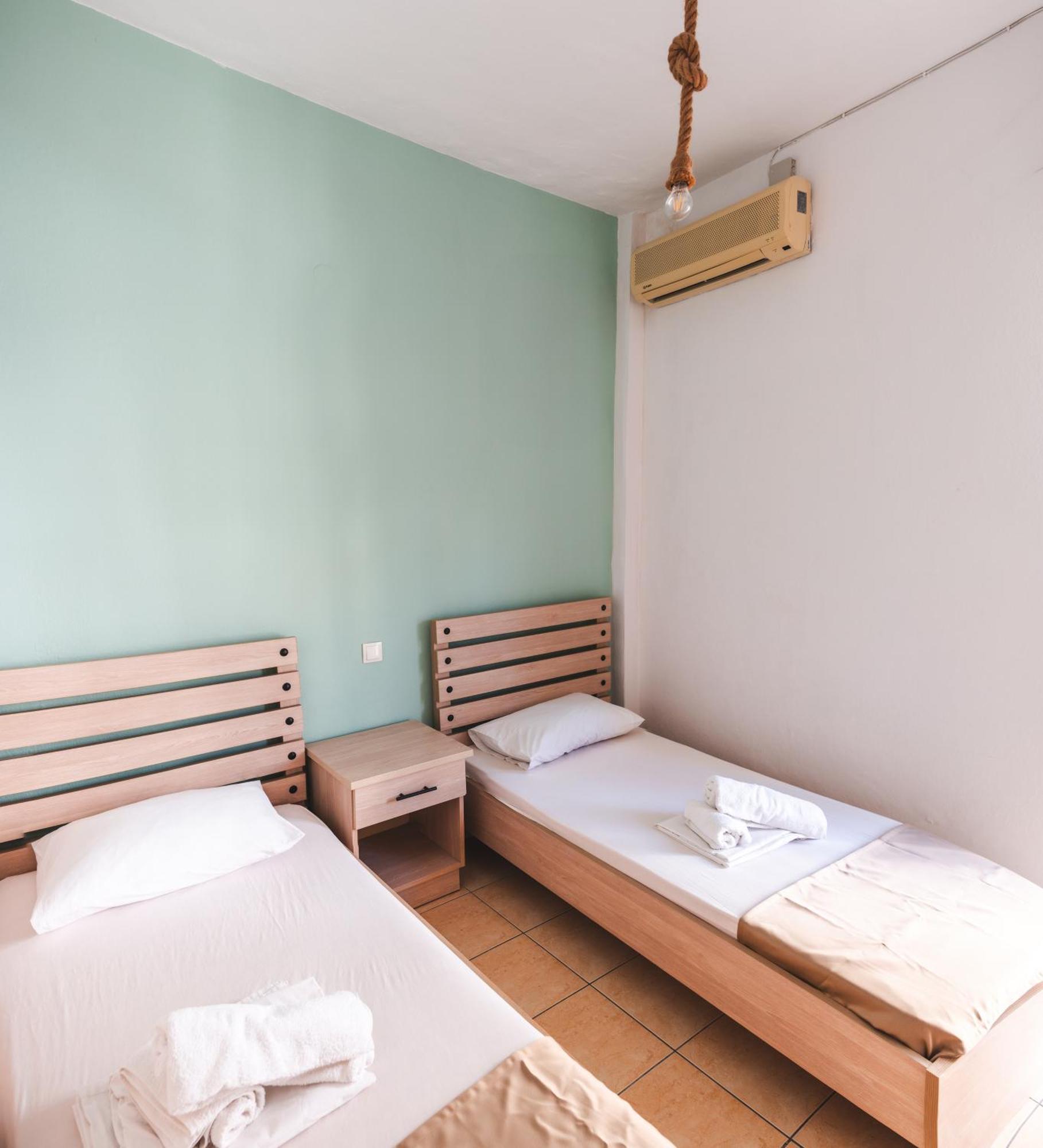 Paralía Μpasias Apartments מראה חיצוני תמונה