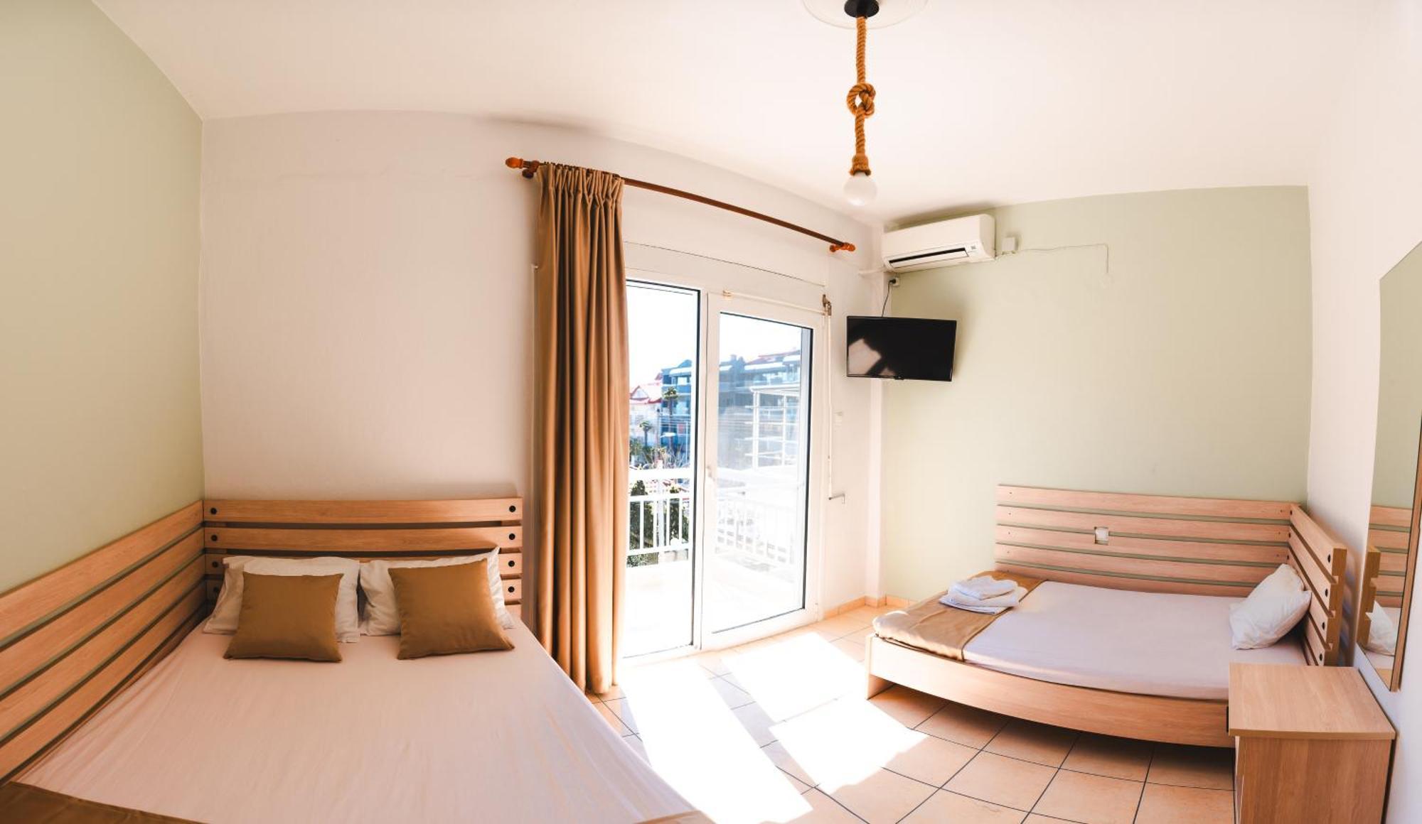 Paralía Μpasias Apartments מראה חיצוני תמונה