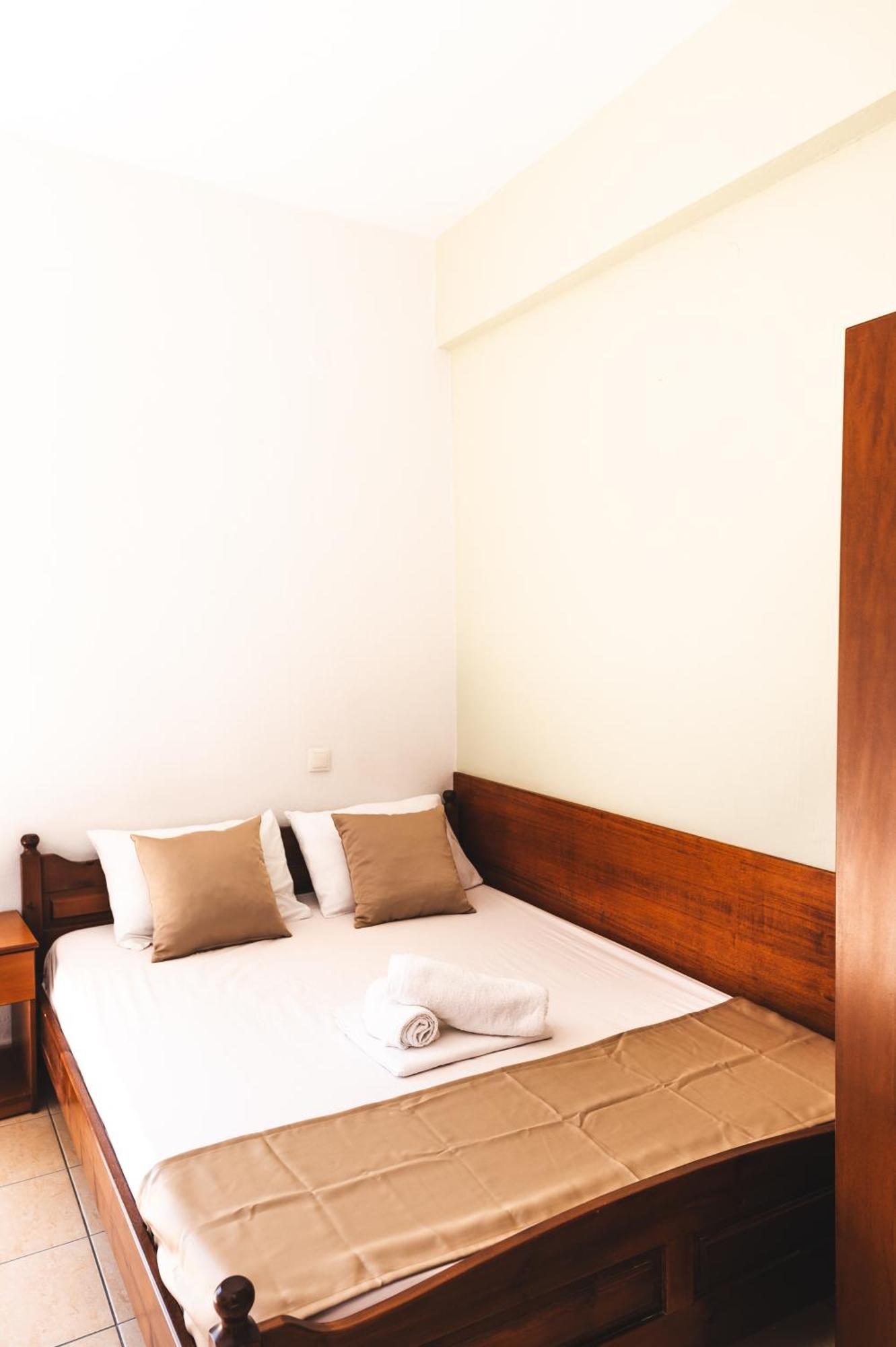 Paralía Μpasias Apartments מראה חיצוני תמונה
