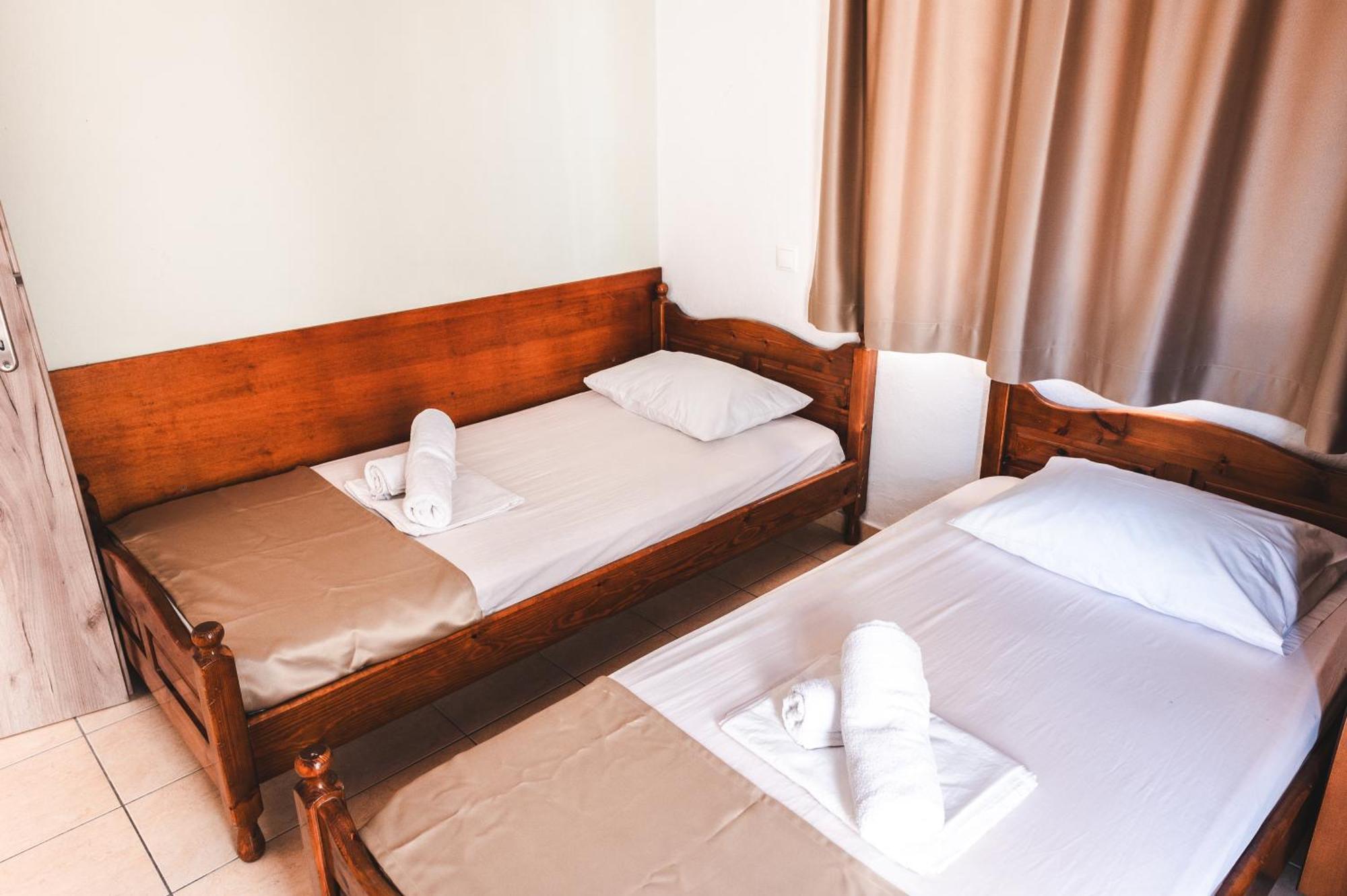 Paralía Μpasias Apartments מראה חיצוני תמונה