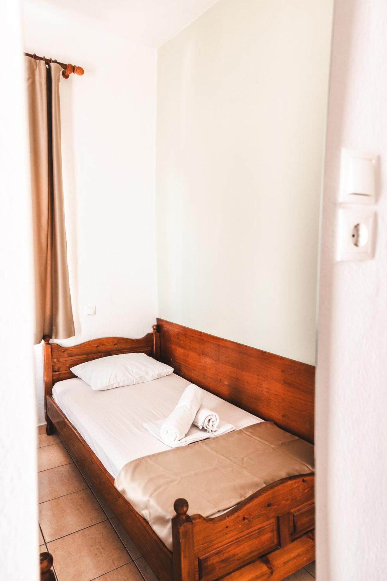 Paralía Μpasias Apartments מראה חיצוני תמונה