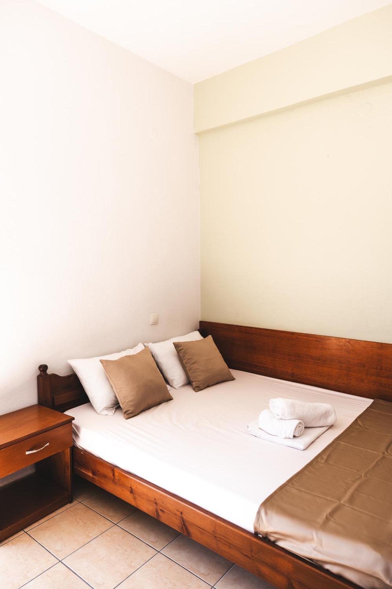 Paralía Μpasias Apartments מראה חיצוני תמונה